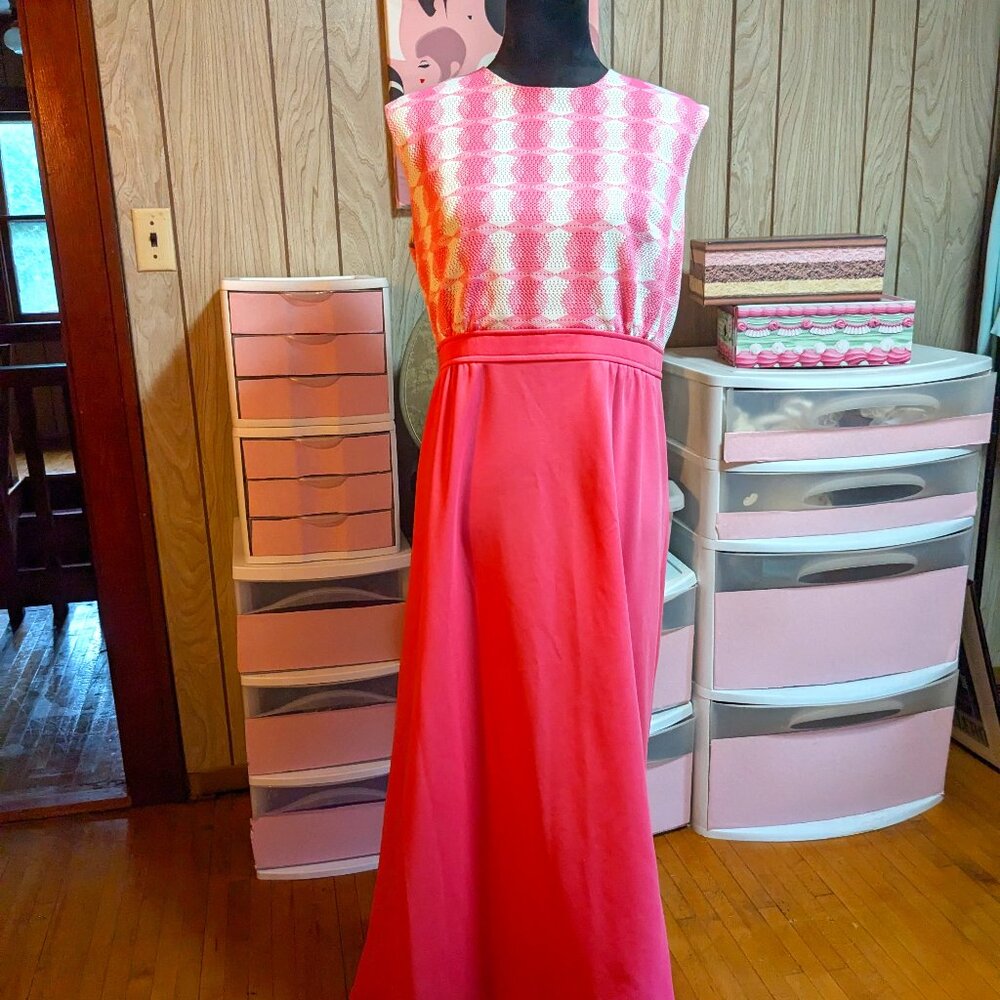 Amazing Vintage 60s Barbie Pink Gown XL